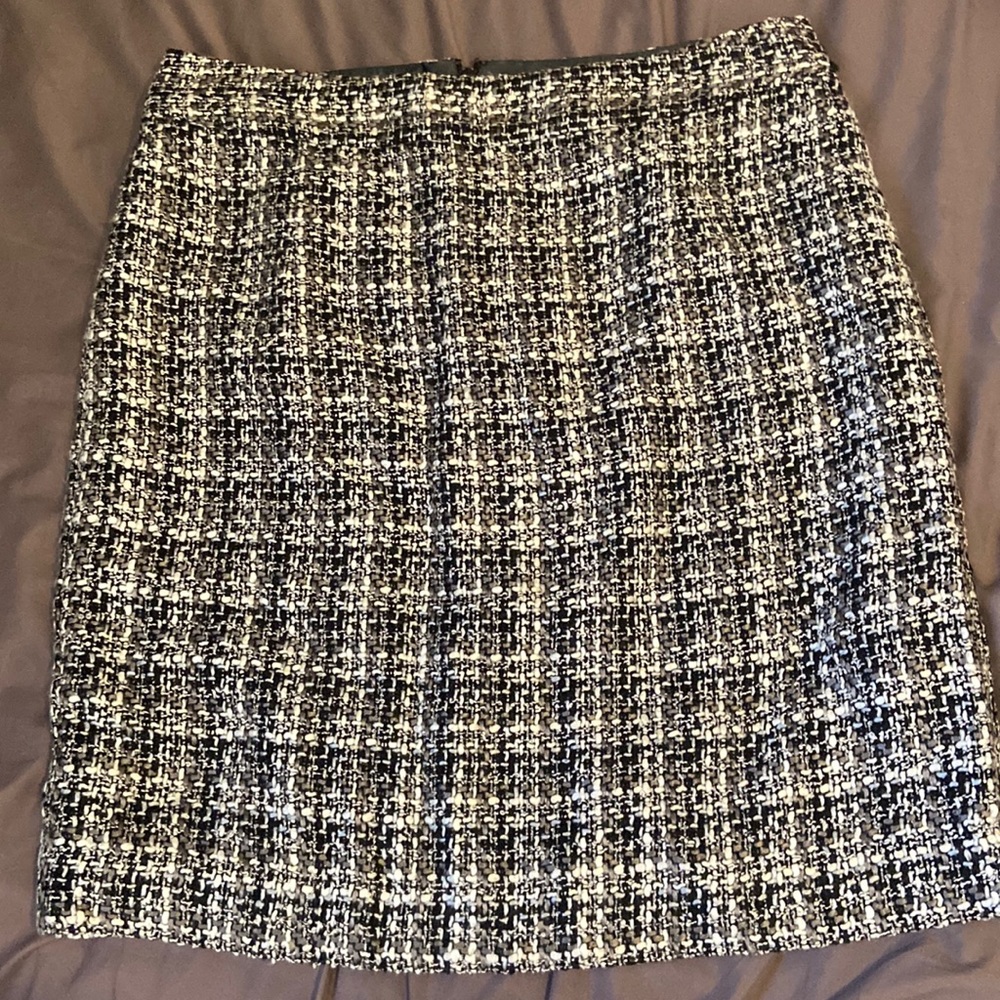 Banana Republic Tweed Black and Gray Skirt Size 14
